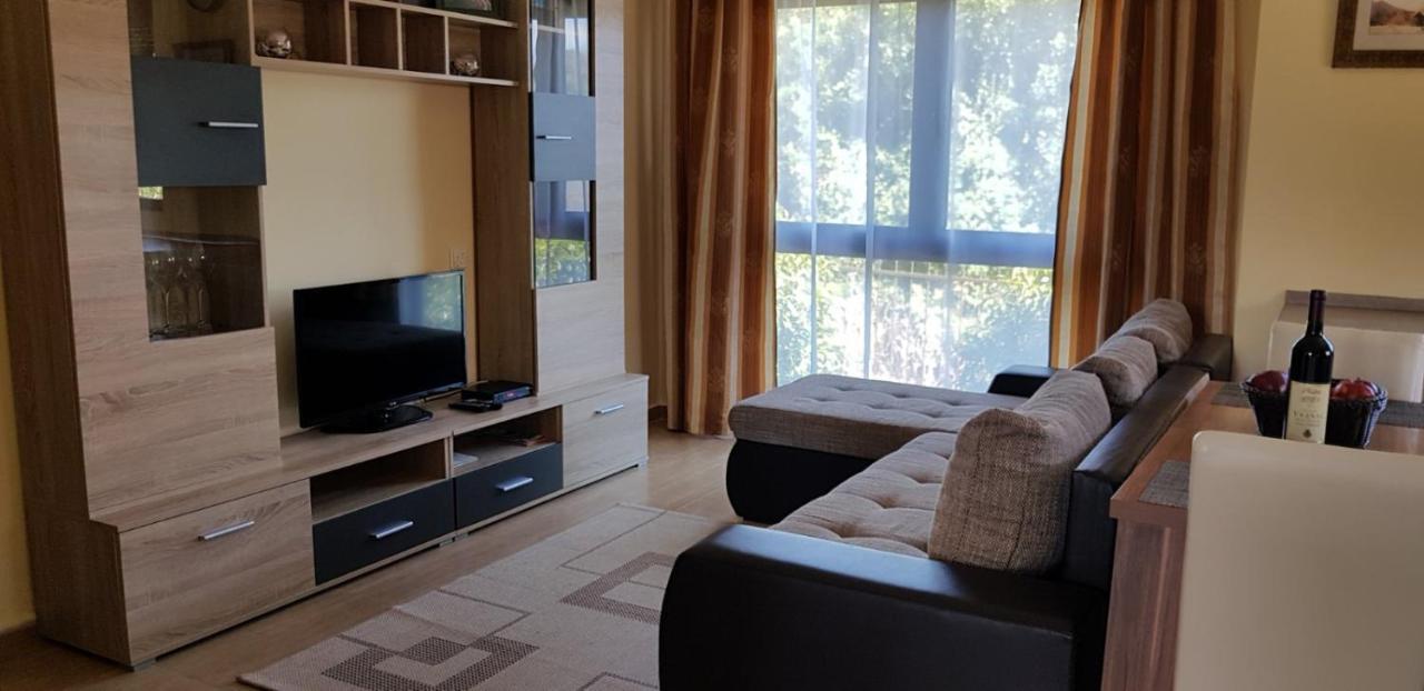 Villa Persik Utjeha Kültér fotó