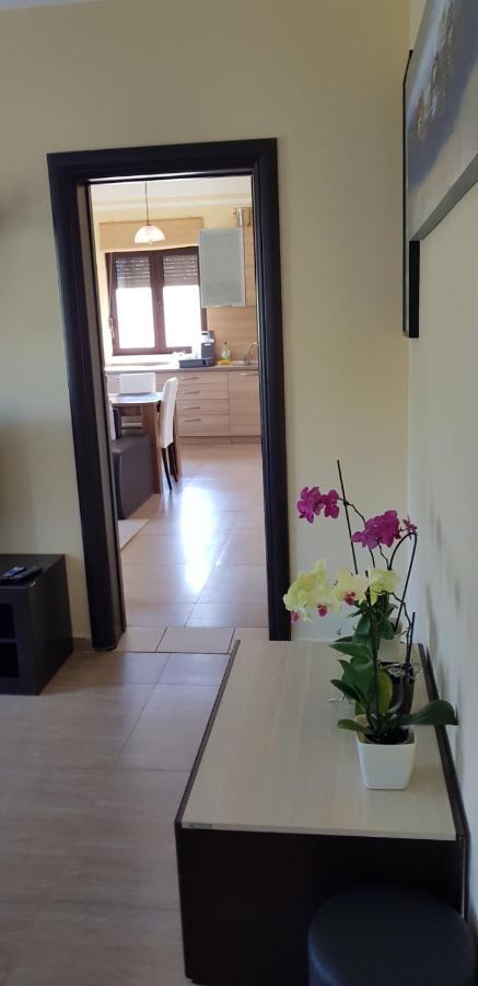 Villa Persik Utjeha Kültér fotó